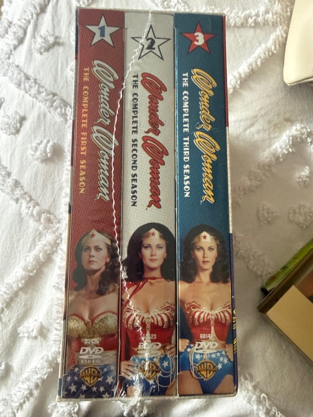 Wonder Woman The Complete Collection DVD Box Set - Red, Blue, White - Picture 2 of 3
